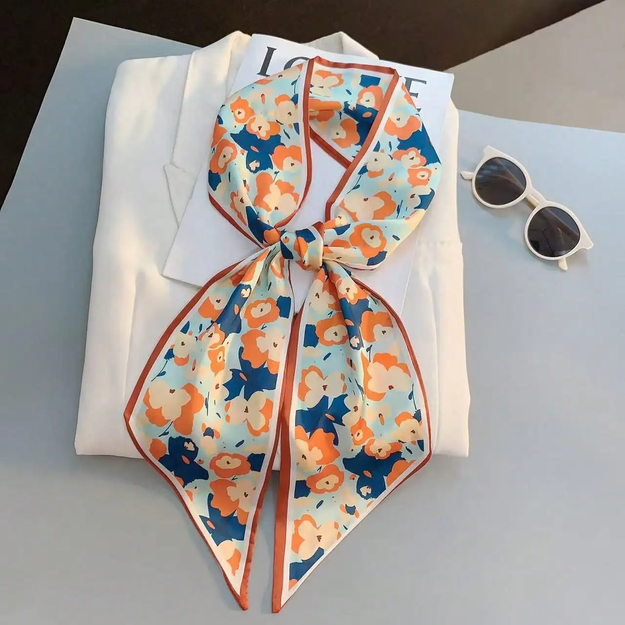 وشاح مربع كاجوال من الحرير الص - مراجعة Scarf Silk Square وسعره