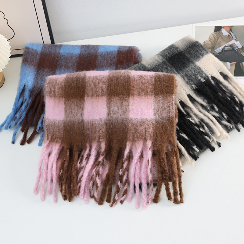 شتاء جديد منقوشة فاخرة وشاح كب - مراجعة Woven Scarf Blanket وسعره