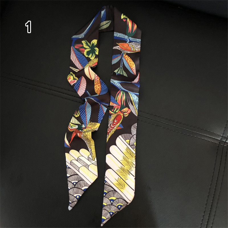 وشاح من الحرير المطبوع على شكل - مراجعة Face Scarf Mask وسعره